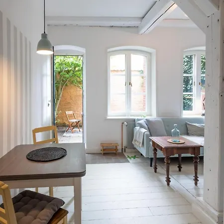 Altes Kontorhaus Kajuete